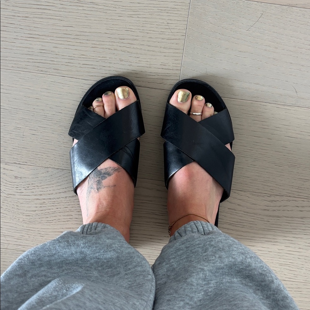 Aldo black leather slides flats sandals 7
